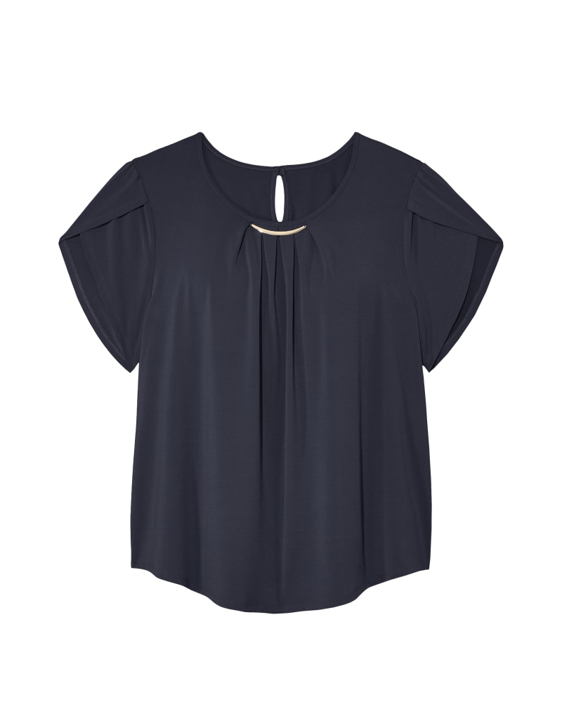 Front of plus size  by Ryan Wythe | Dia&Co | dia_product_style_image_id:137040